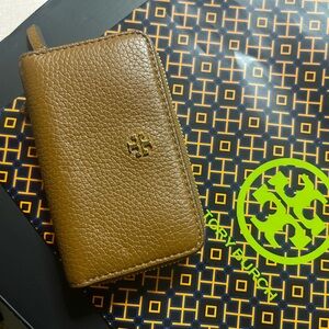 Tory Burch Blake zip card case NWT